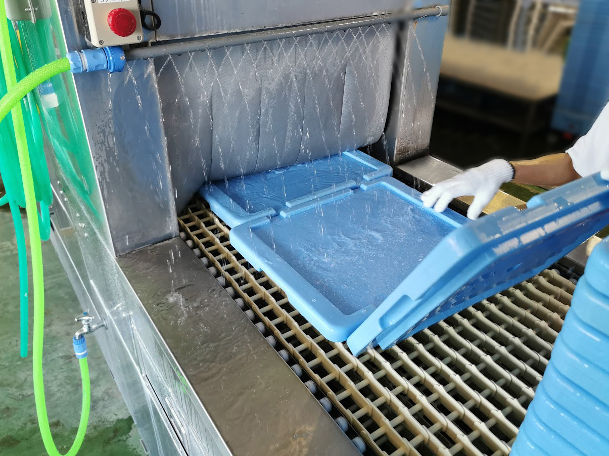 富山県ライス栄研株式会社　アルカリ性洗剤洗浄